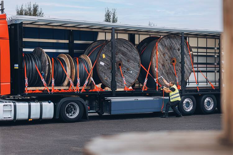 Logistik und Abwicklung von Kabelbestellungen